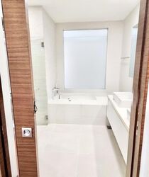 Fifth Avenue (D10), Terrace #613837571